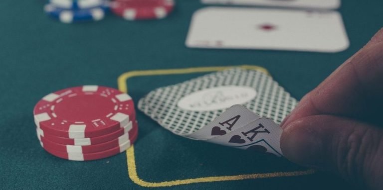 londonslot login live casino blackjack table with professional dealer and multi-camera view